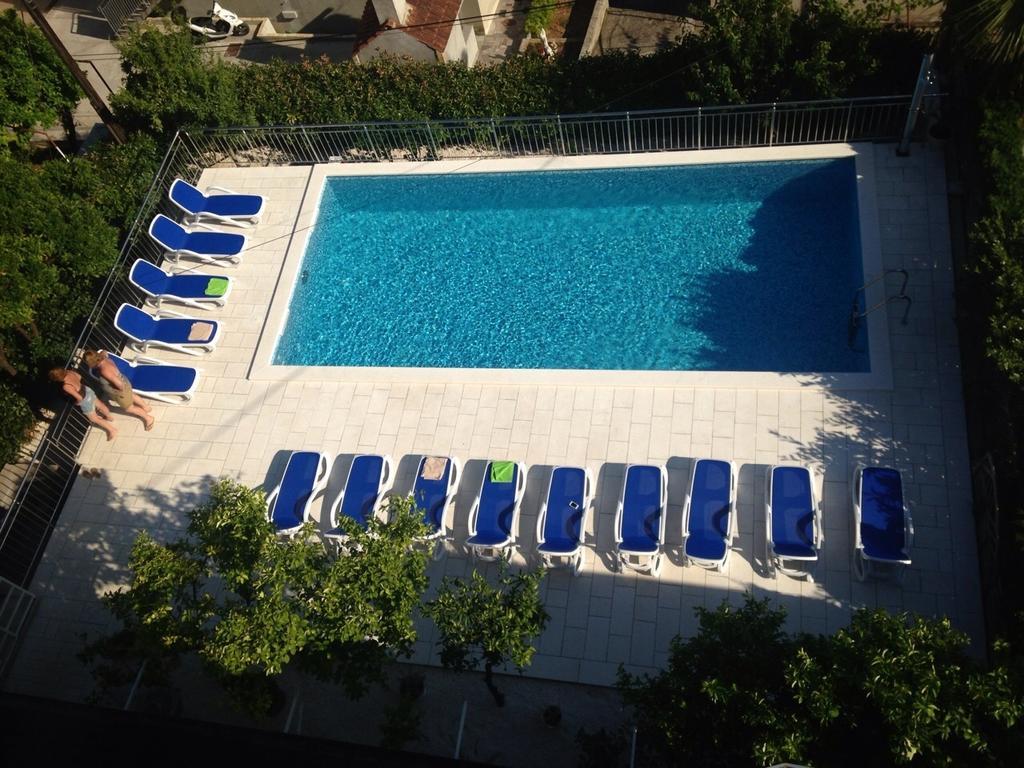 Hotel Bavaria Trogir Сегет Доньи Экстерьер фото