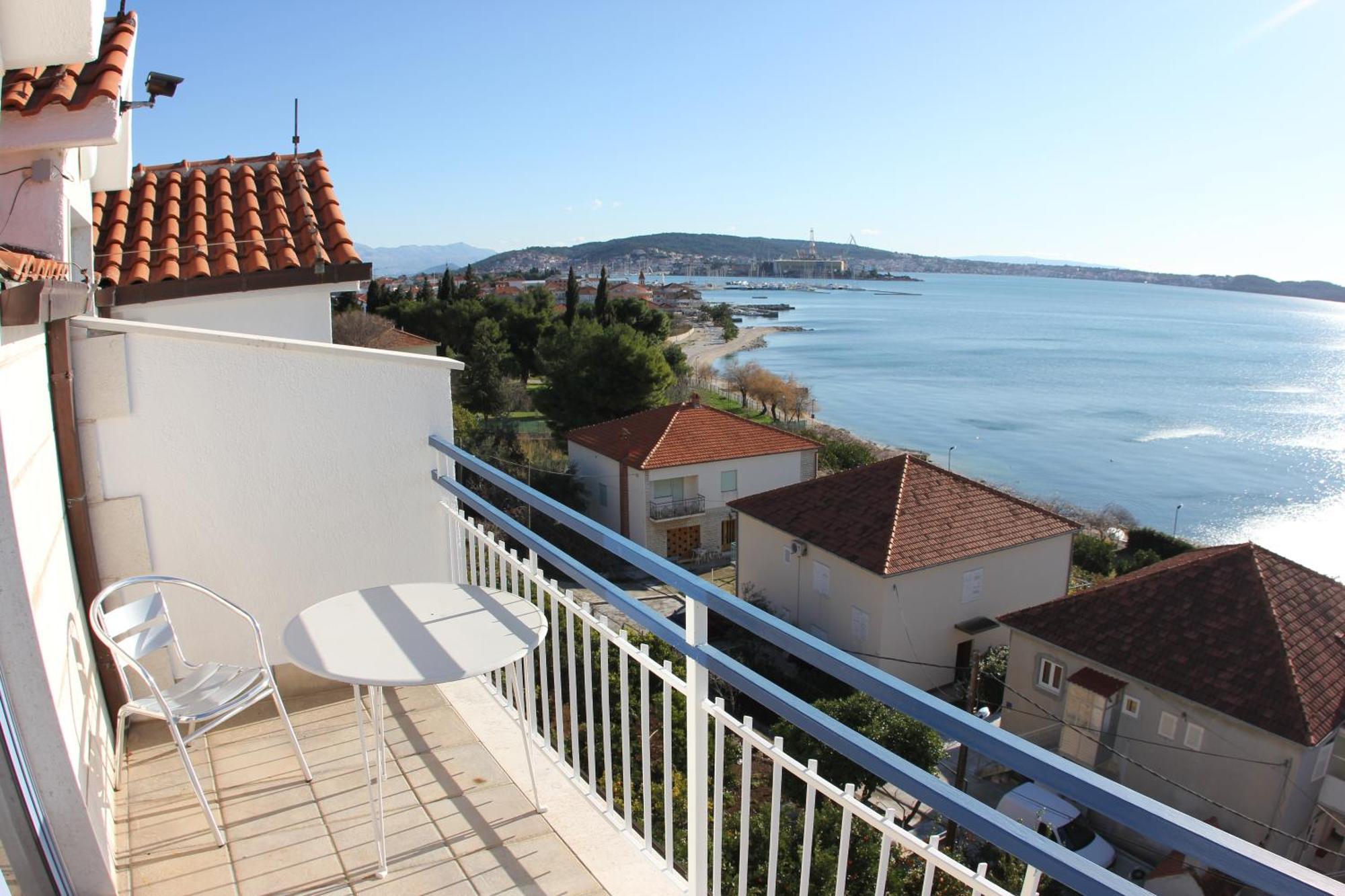 Hotel Bavaria Trogir Сегет Доньи Экстерьер фото
