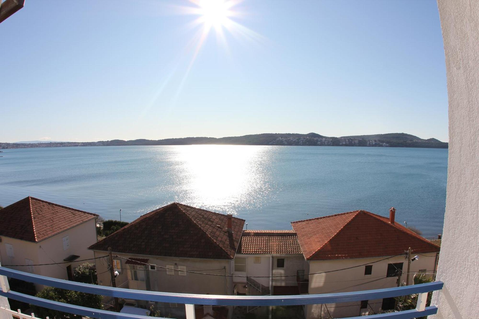 Hotel Bavaria Trogir Сегет Доньи Экстерьер фото