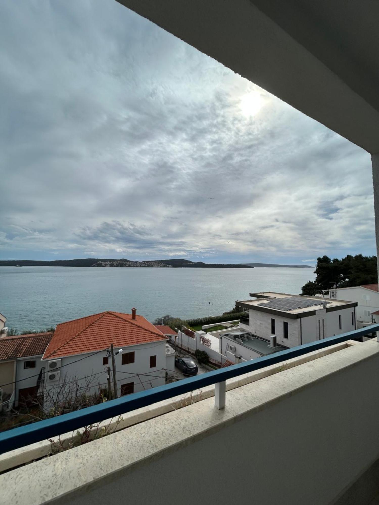 Hotel Bavaria Trogir Сегет Доньи Экстерьер фото